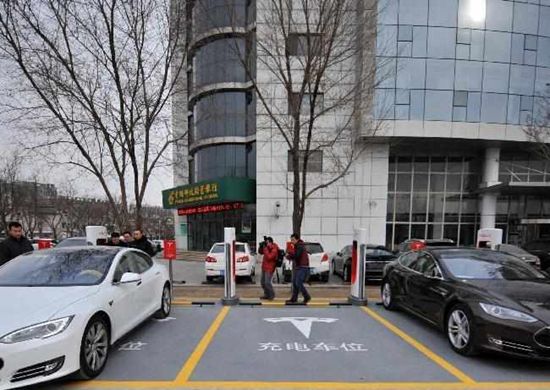 小區電動車充電插座為電動車車主帶來了什麼樣的福音呢？