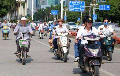 電動車電池跑不遠，加點水怎麼樣？